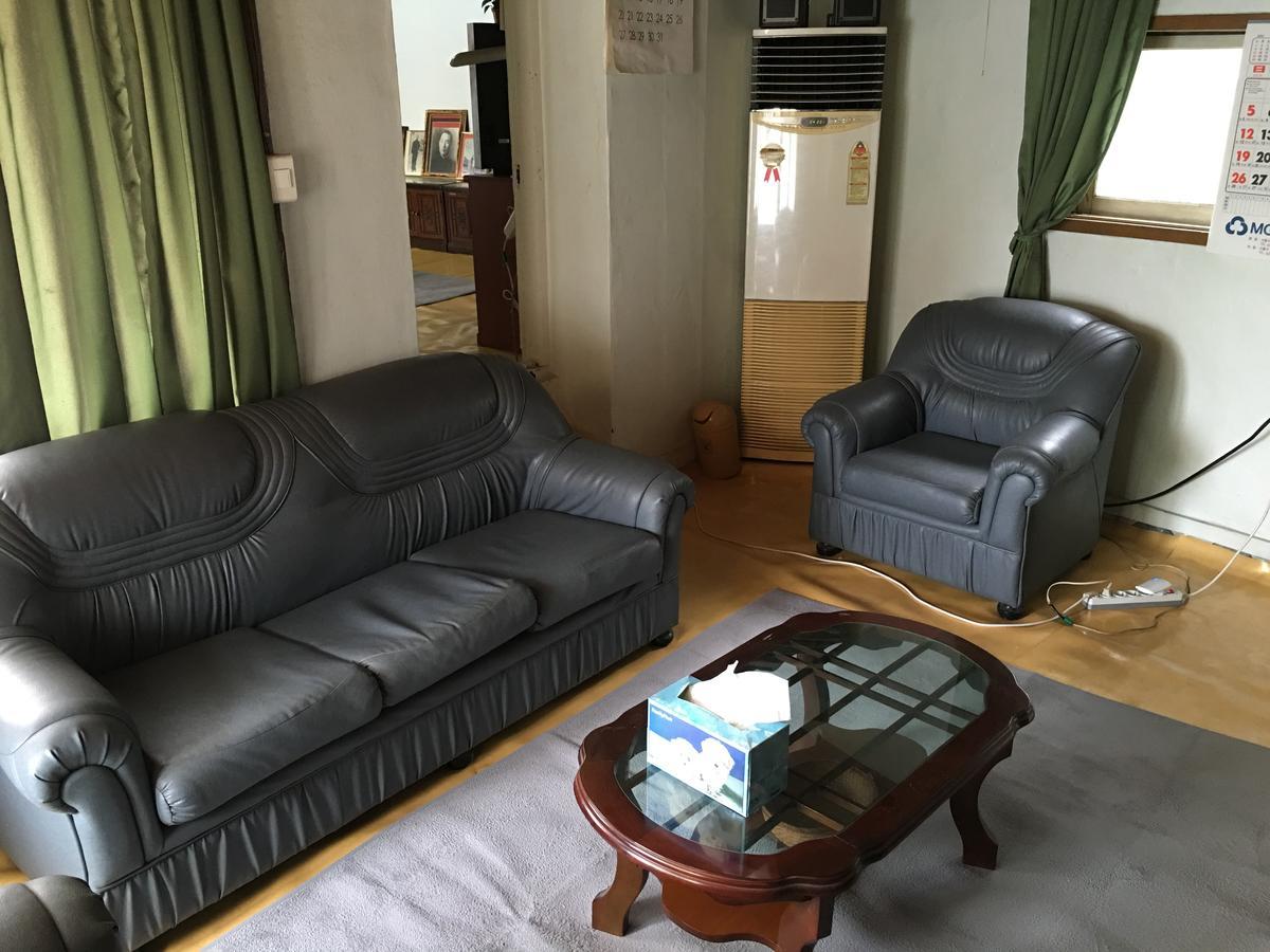Mk Guesthouse Seoul Bagian luar foto